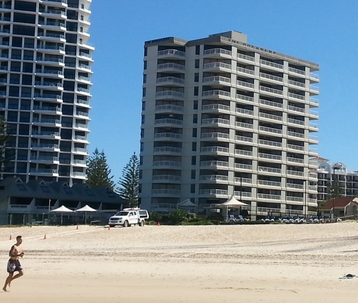 BREAKERS Lifesaver 4